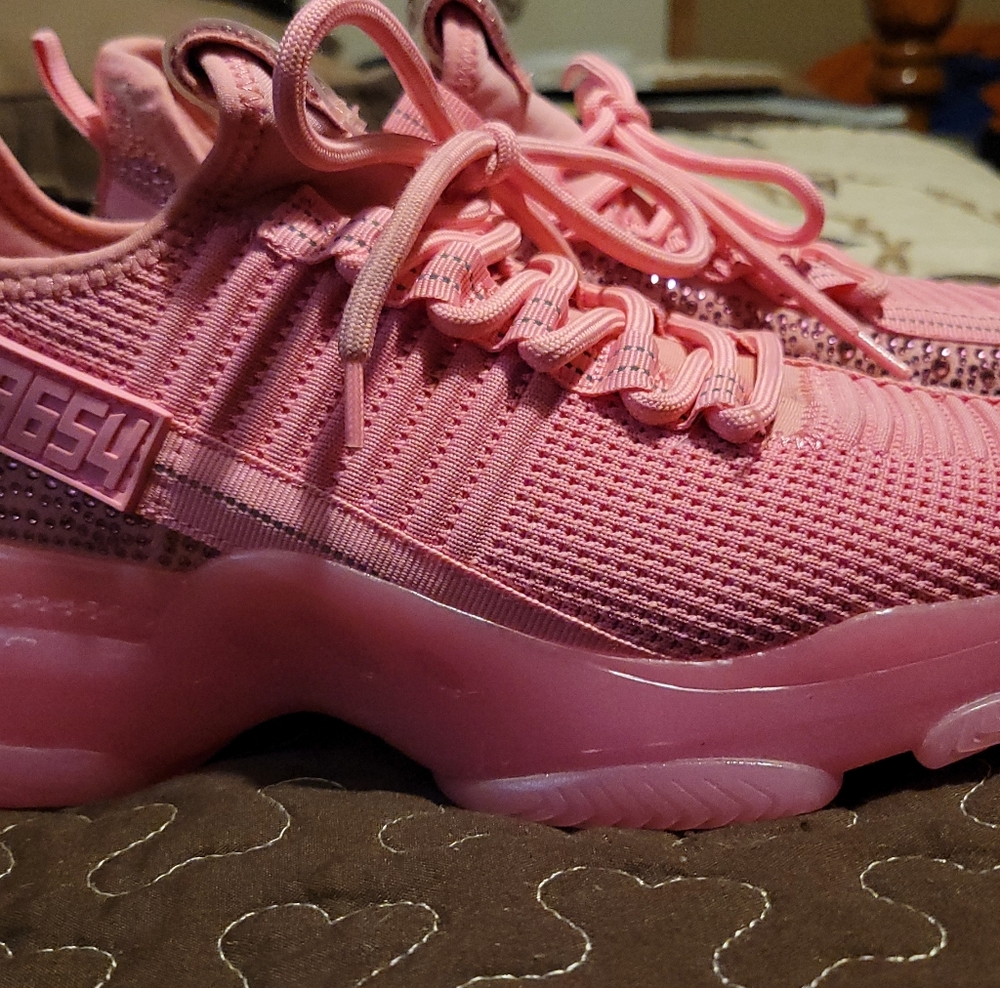 Pink tennis shoes